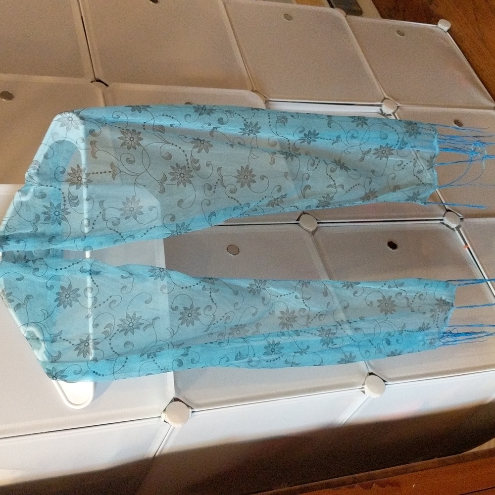 Blue silky flower scarf